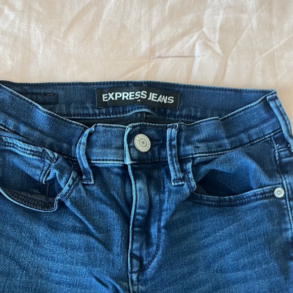 Express Jeans - Picture 2 of 6